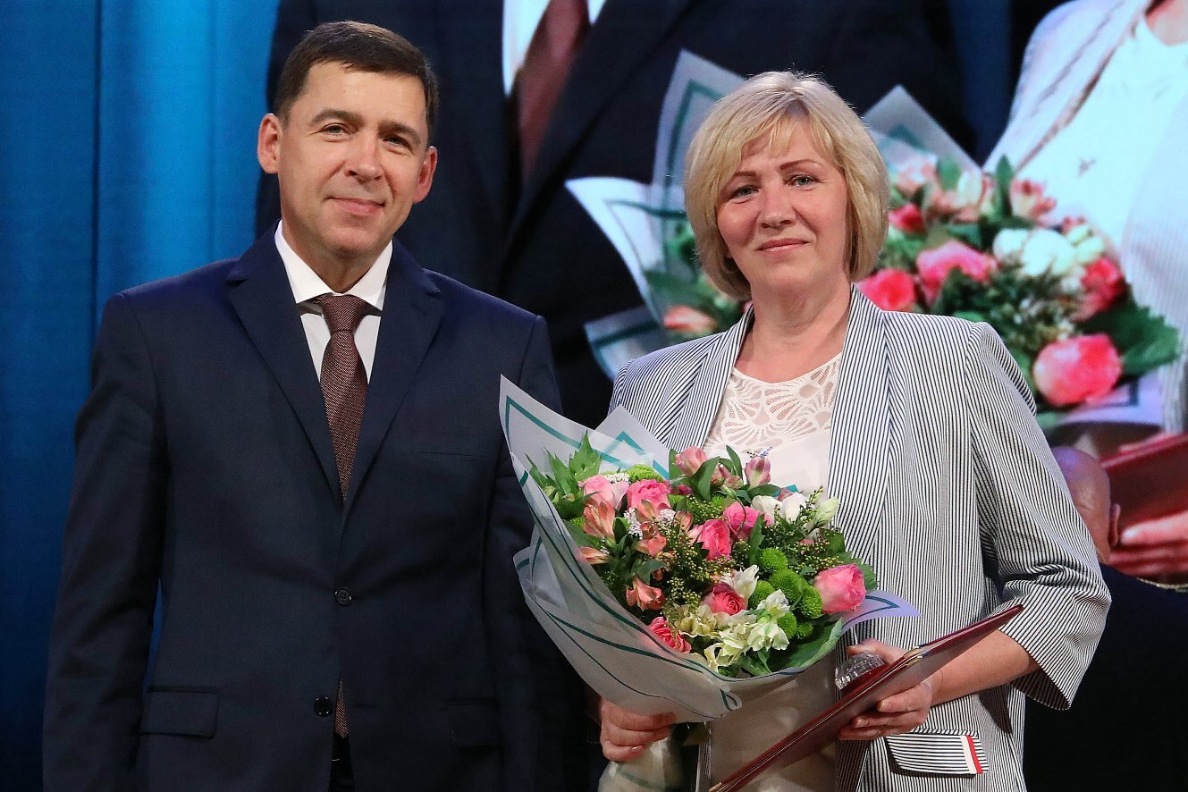 Почетной грамотой губернатора награждена Любовь Дугина, акушерка Серовской городской больницы
